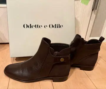 오데트 에 오딜 다크 브라운 부티 23cm