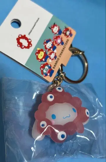 [ 새상품 ] 시나몬 롤 산리오 미야쿠미야쿠 클리어 키링 간사이 만박