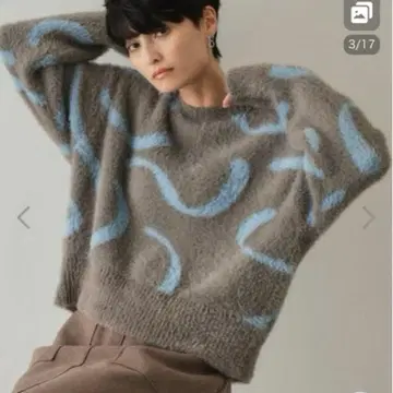 새상품 니트 스웨터 아트 패턴 자카드 니트 오파크 클립