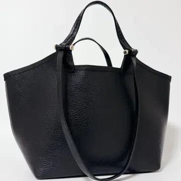 [ 레어 상품 ] 로리테라 리버서블 토트 앙젤리나 블랙 가죽