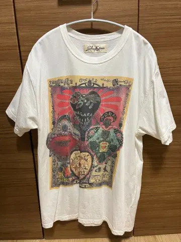 SHARE SPIRIT 하트T셔츠