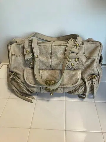 베이지 레이저 백