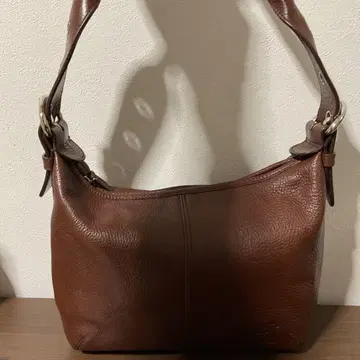 개점 세일 인기 새상품급 히로후 가죽 로고 엠보싱 핸드백