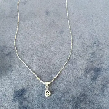 다이아몬드 목걸이 플라티나 0.74ct 보증서 있음