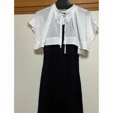 SNIDEL 케이프 디자인 니트 도킹 원피스