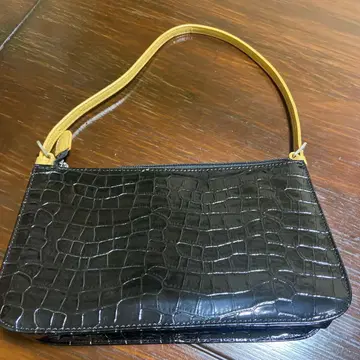크로커다일 패턴 숄더백