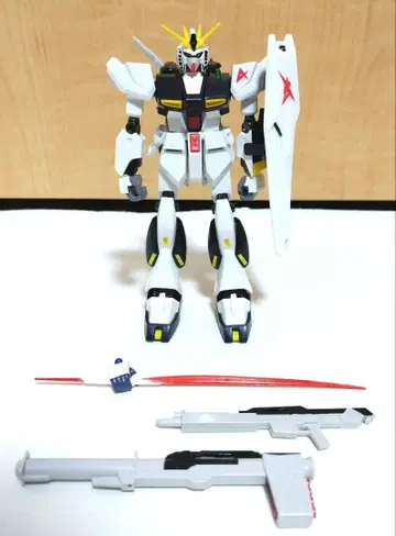 건담 역습의 샤아 하이 컴플리트 모델 뉴 건담