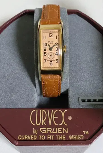 GRUEN CURVEX 글뤼엔 커벡스 손목시계 스퀘어 작동 미확인