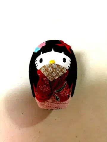 헬로키티 동인형 (나뭇결)