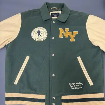 Abercrombie & Fitch NY 로고 자수 바시티 자켓 XL