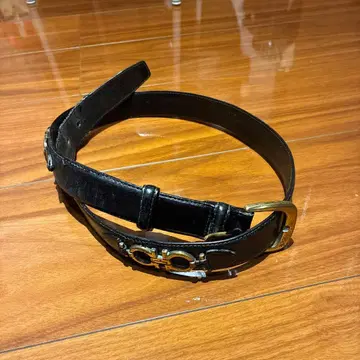 블랙 가죽 벨트 골드 컬러 버클