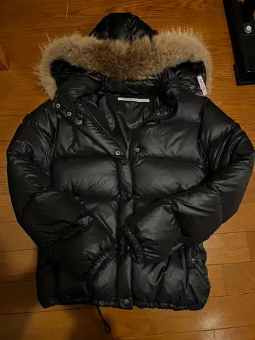 스픽앤스팬 다운 자켓