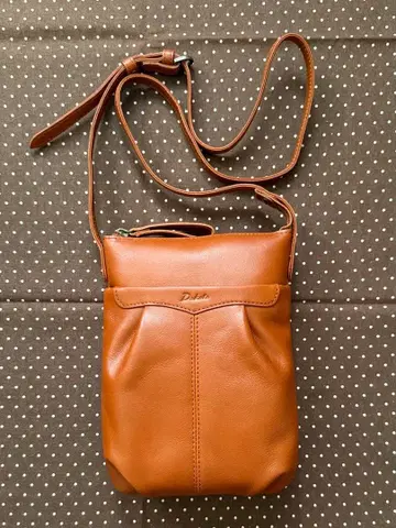 [ 미사용 새상품 ] Dakota 다코타 메릴 숄더백 카멜