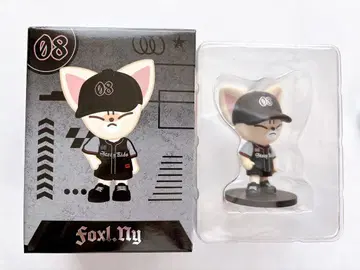 StrayKids skzoo 피규어 아이엔 폭시니