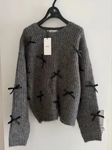 마우지 택 포함 새상품 리본 포함 니트 스웨터