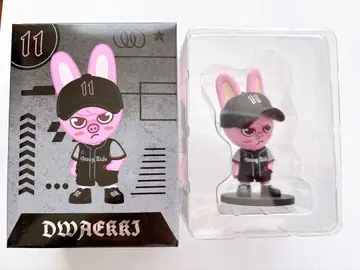 StrayKids skzoo 피규어 창빈 돼끼