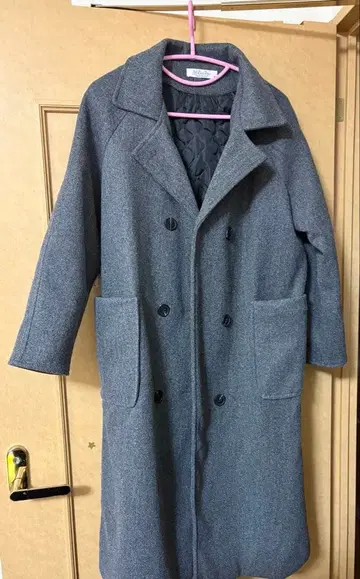 그레이 더블 브레스트 롱 코트