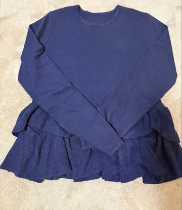 [택 포함 새상품] ur's 프릴 헴 니트 네이비