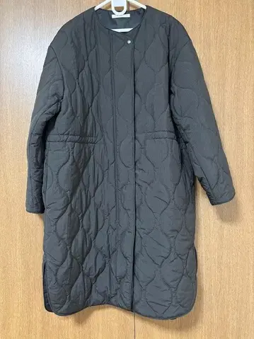 BEAUTY&YOUTH 블랙 퀼팅 롱 코트