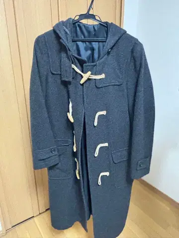 다크 그레이 더플 코트 후드 부착