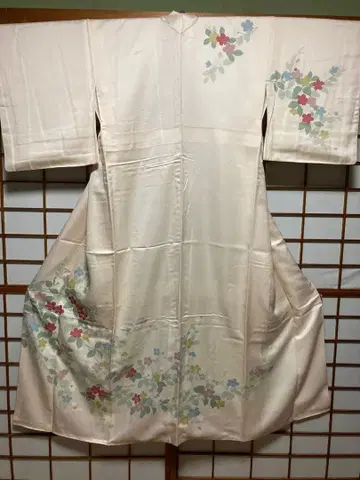 쇼와 레트로 귀여운 호몬기 꽃무늬 화이트 핑크 화장 64 기장 156