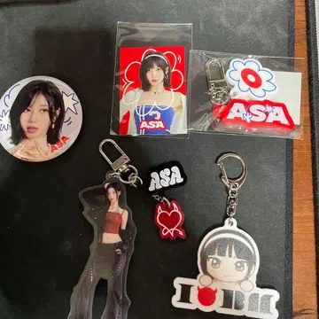 BABYMONSTER ASA 5종 세트 키링, 배지, 스티커