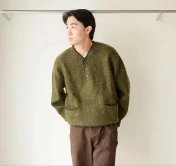 BonBon Store 헨리넥 스웨터