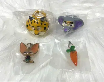 크로우 하우저 피닉 당근 메지루시 참 반지 가챠가챠