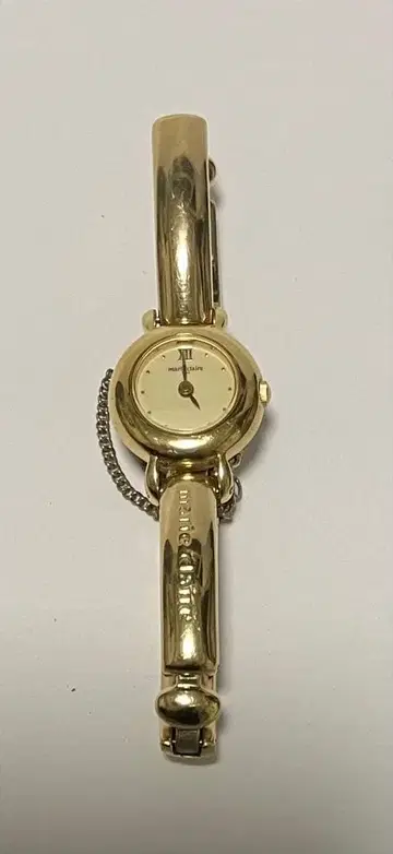 새상품급 페미닌한 디자인의 마리끌레르 골드 팔찌형 손목시계