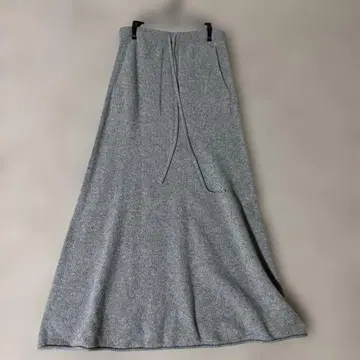 압축 울 스커트