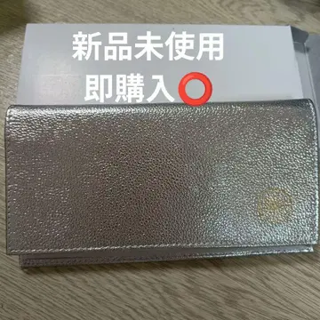 미사용 새상품 즉시 구매 황궁 한정판 실버 가죽 장지갑