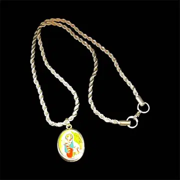 크리슈나 후지이 카제 씨 착용 펜던트 목걸이 옴 레어