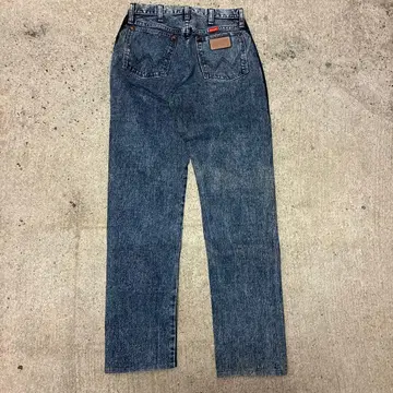 Wrangler 다크 블루 스트레이트 데님 팬츠