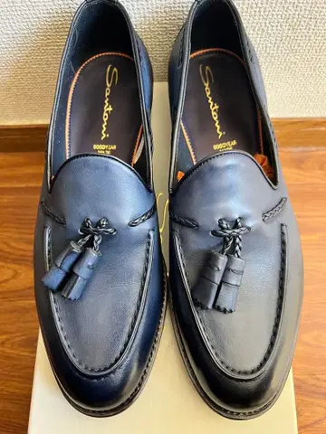 새상품 Santoni 네이비 드레스 슈즈 태슬 포함