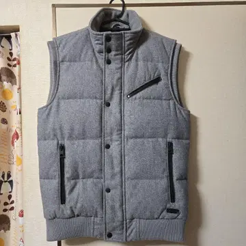 GUESS 그레이 다운 베스트 XS