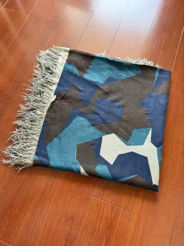 KAZUYUKI KUMAGAI 카즈유키쿠마가이 어태치먼트 스톨