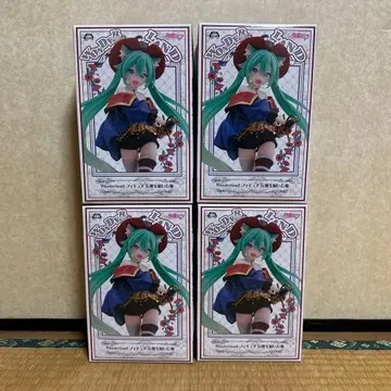 하츠네 미쿠 Wonderland 피규어 장화 신은 고양이 4개