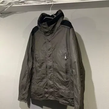Guess - Shell Jacket