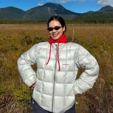 새상품급 mont-bell 스페리오 다운 자켓 L-R 라이트 그레이 레어