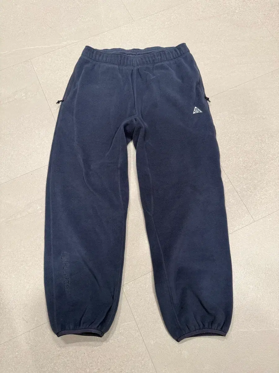 Nike ACG Polartec Wolf Tree Pants L