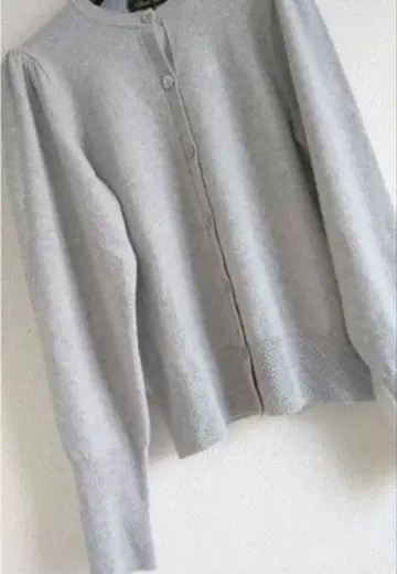 드로어 그레이 니트 가디건 (퍼프 슬리브)