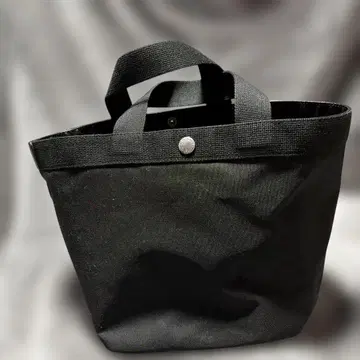 WEB 한정판 에르베샤 펠리에 느와르 x 느와르 (보트형 토트 M)