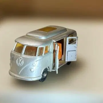 'MATCHBOX' NO.34 VOLKSWAGEN CAMPER