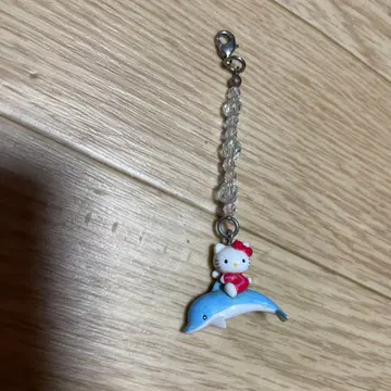 헬로키티 돌고래 스트랩