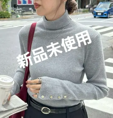 DISCOAT 리브 소매 버튼 터틀