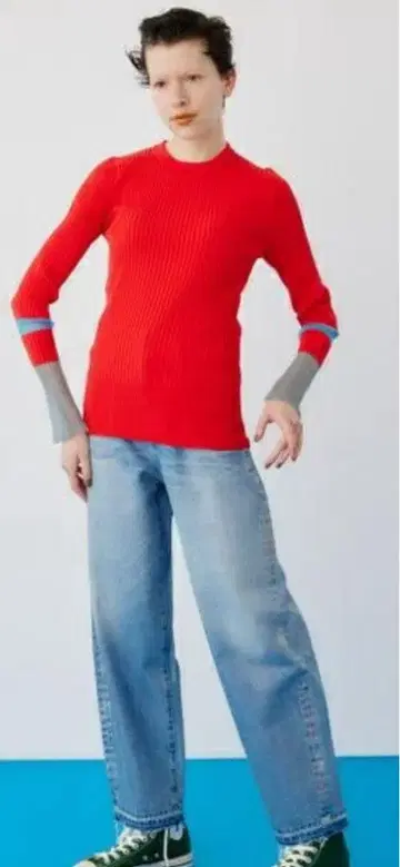 해린 도트 사이 시어 니트 레드