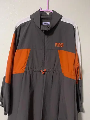 punyus 절개 나일론 원피스