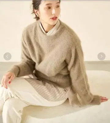 새상품급 헤어리 컴팩트 풀오버 니트 그린라벨