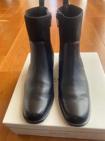 리갈 여성용 블랙 가죽 니트 부츠