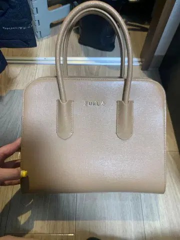 FURLA 베이지 핸드백